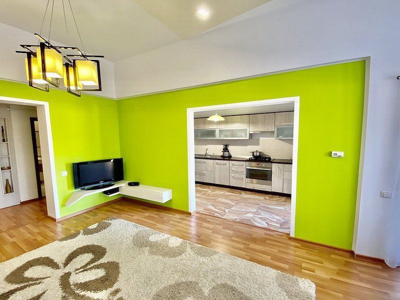 Apartament de inchiriat, zona linistita in cartierul Tractorul. - Poză 7