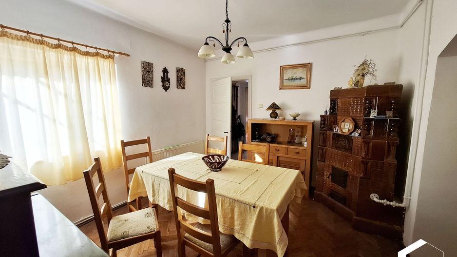 Casa tip duplex cu 6 camere, zona Republicii - Poză 4