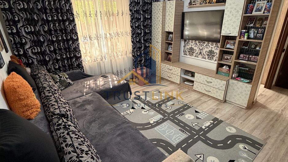 Apartament 2 camere renovat mobilat Salaj Aleea Bacau - Poză 3