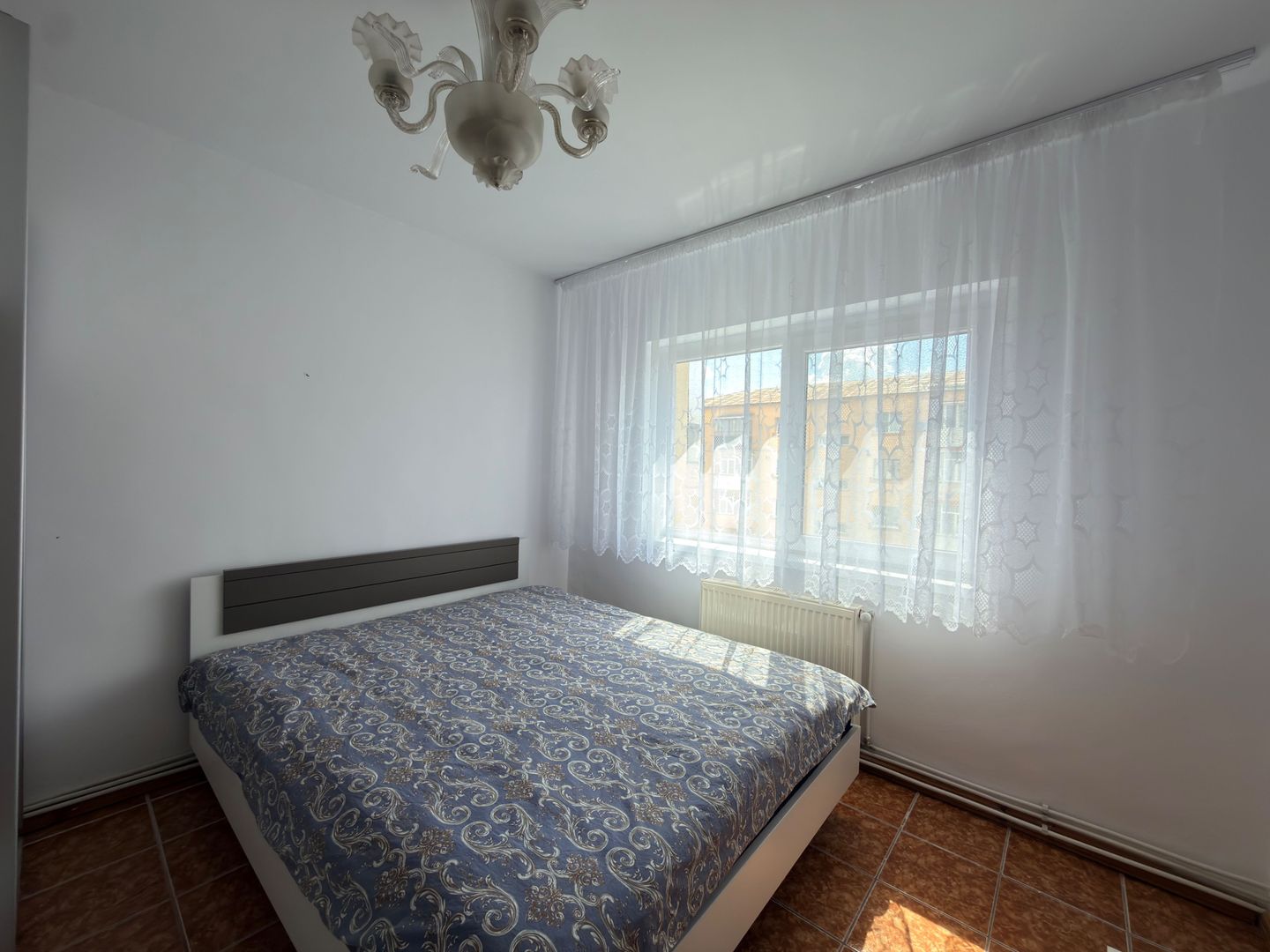 Apartament 3 camere etaj 3- Campulung-Zona Visoi! - Poză 5