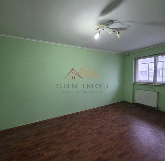 Apartament 2 camere, ultracentral, etaj 1/4, centrala termica, Campina - Poză 2