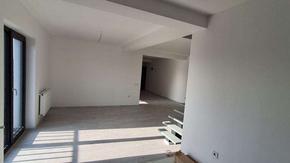 Apartament 3 camere in vila,constructie noua! - Poză 1