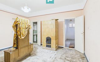 Casă cu 3 camere și potențial în Nagybanhegyes - Poză 9