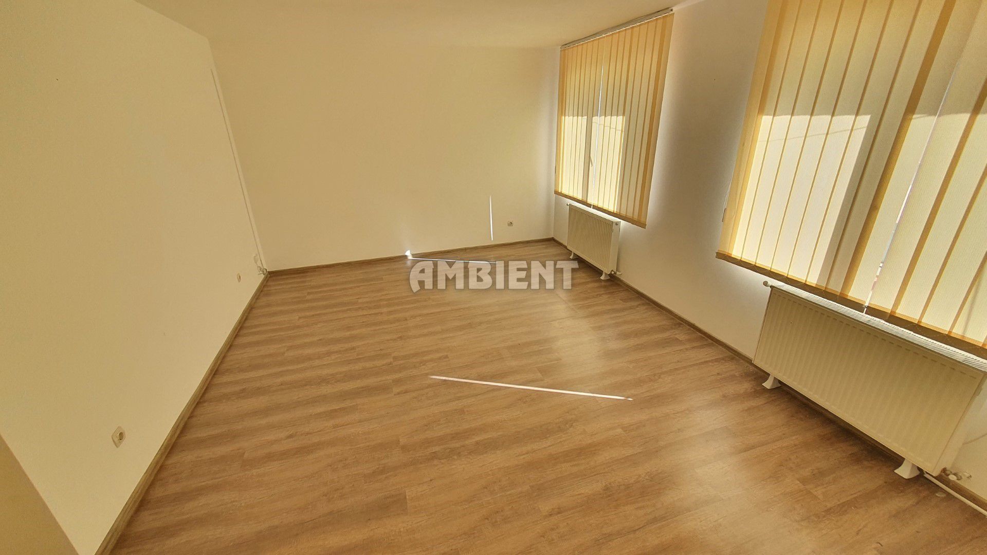 CLĂDIRE de BIROURI - 400 mp, teren 1000 mp, zona Moara Grecilor; - Poză 9