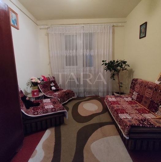 Ideal pentru familie – 4 camere decomandat, zona Minerva. - Poză 1