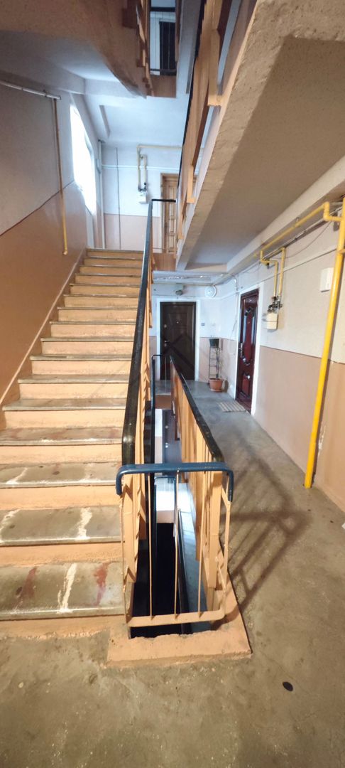 Apartament mare, decomandat, bucatarie separata. PET FRIENDLY. - Poză 31