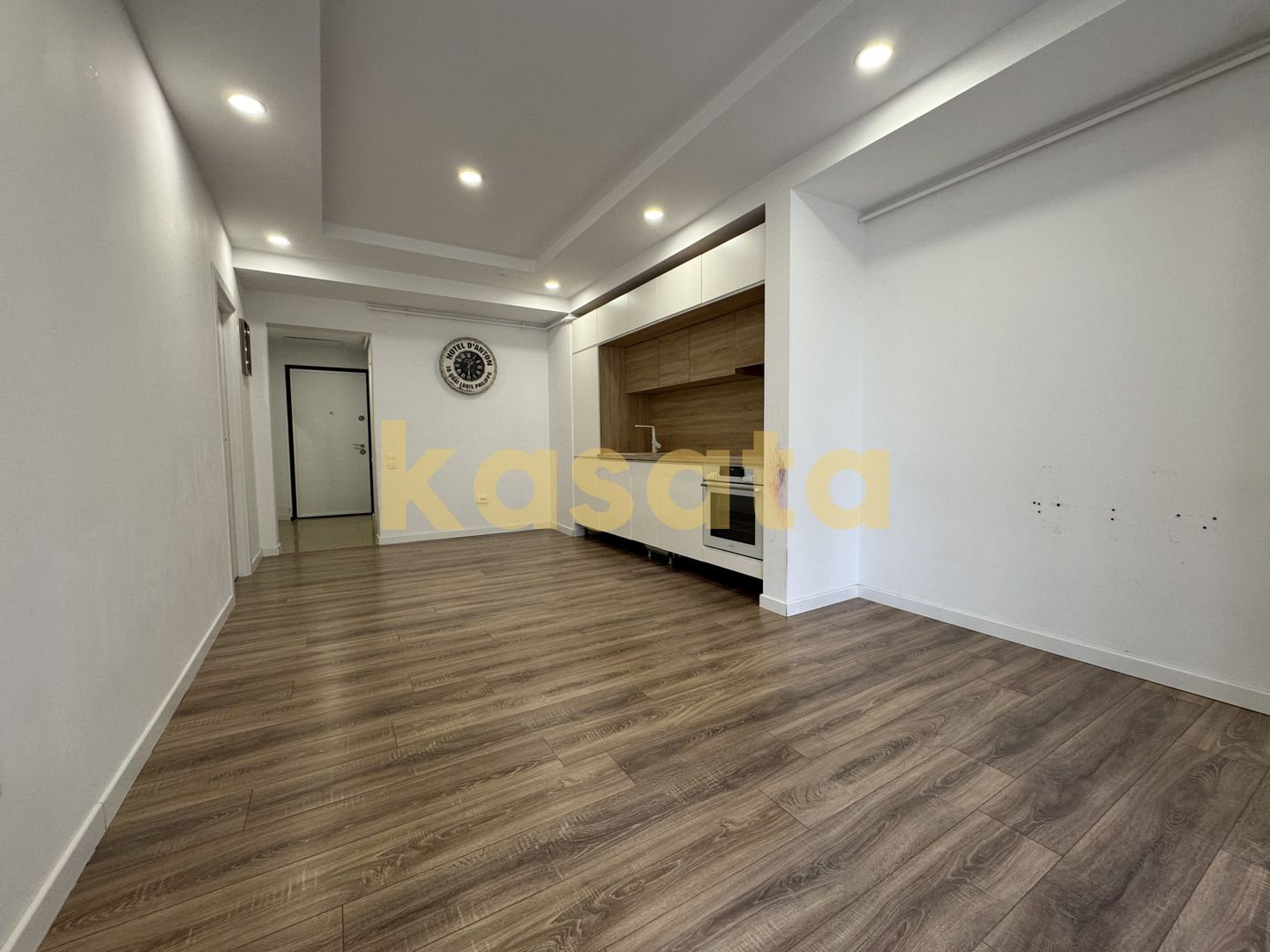 3 camere de vânzare | Cosmopolis Faza 1 | curte proprie | terasă - Poză 1