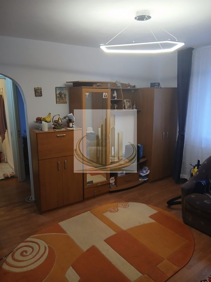 Apartament 2 camere zona Piața Reșița - Poză 3