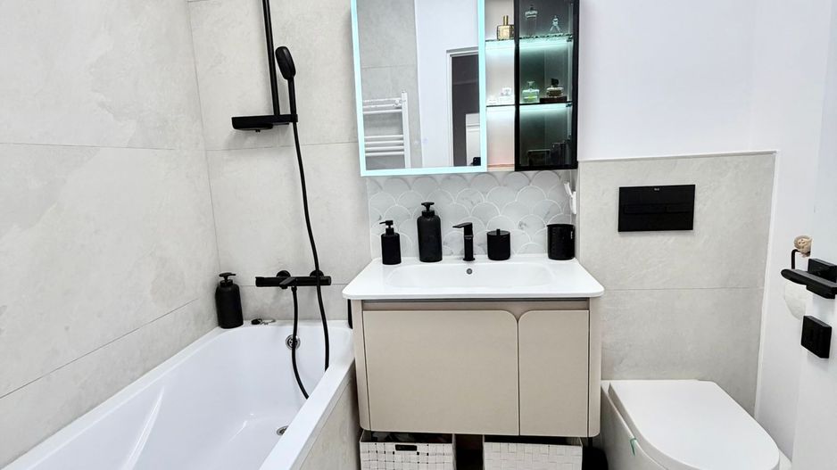 Apartament 2 camere,50mp+balcon,mobilat si utilat,lift nou - Poză 5