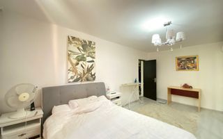Apartament 3 camere decomandat cu balcon si parcare, zona Gruia - Poză 2