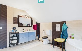 Vilă elegantă cu etaj în Zădăreni - Poză 20