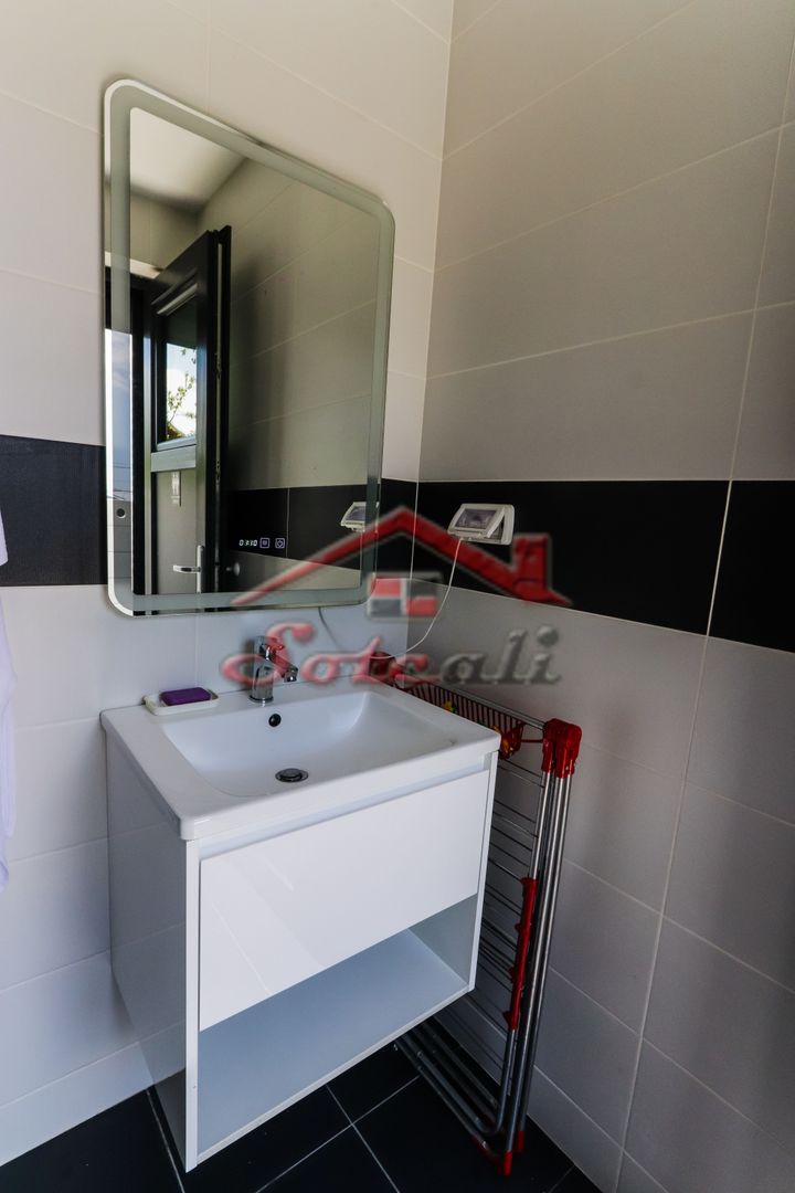 VILĂ MODERNĂ DE LUX CU PISCINĂ, FOTOVOLTAICE ȘI FOIȘOR – BREAZA - Poză 77