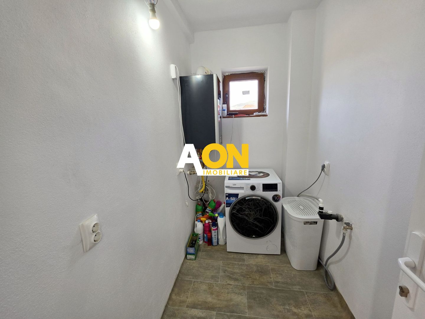 Casa noua, 5 camere, 448 mp teren, zona Alba - Micesti - Poză 12