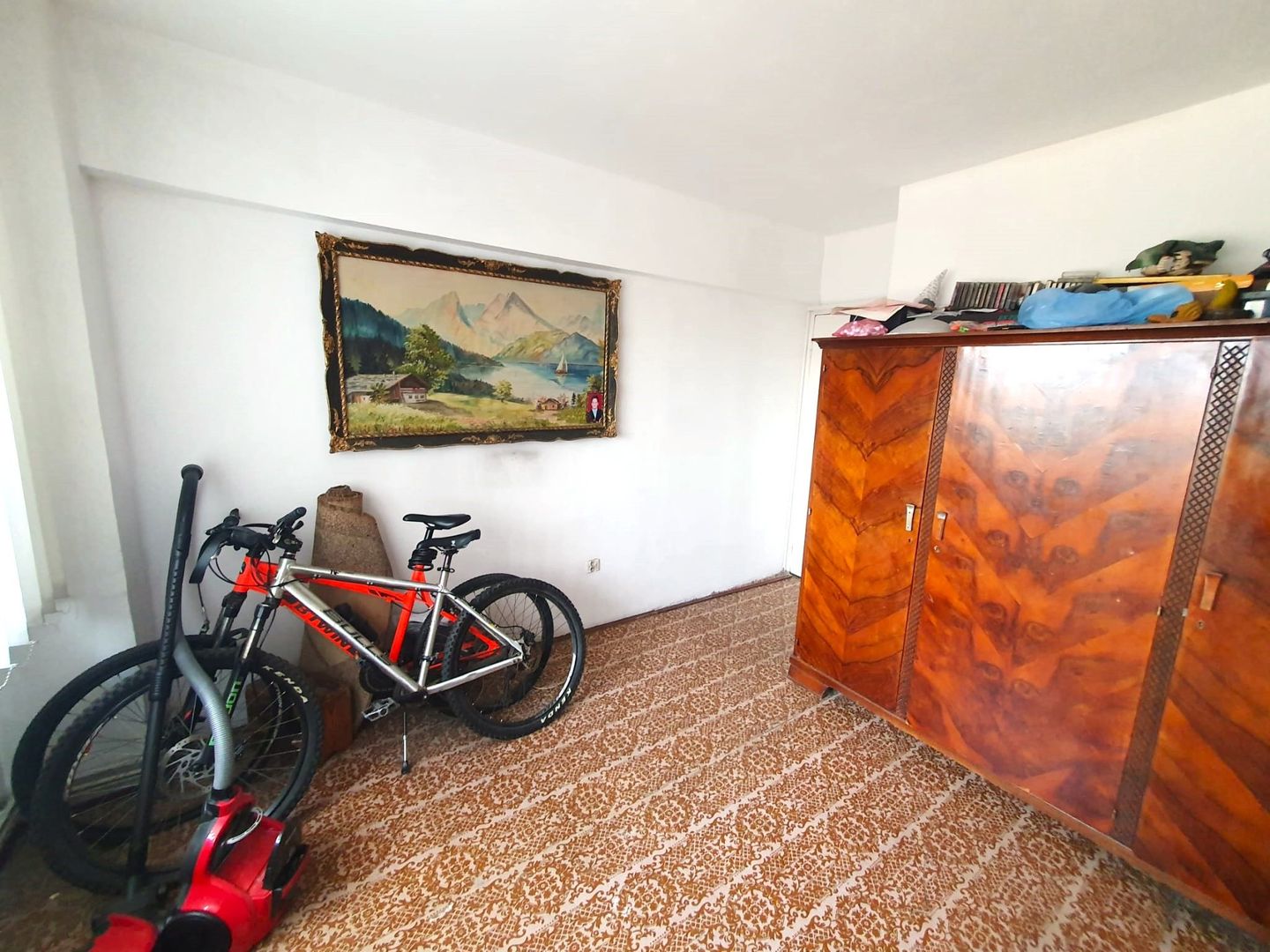 Apartament spațios cu 3 camere și 2 băi – zona Ciucaș / Astra - Poză 13