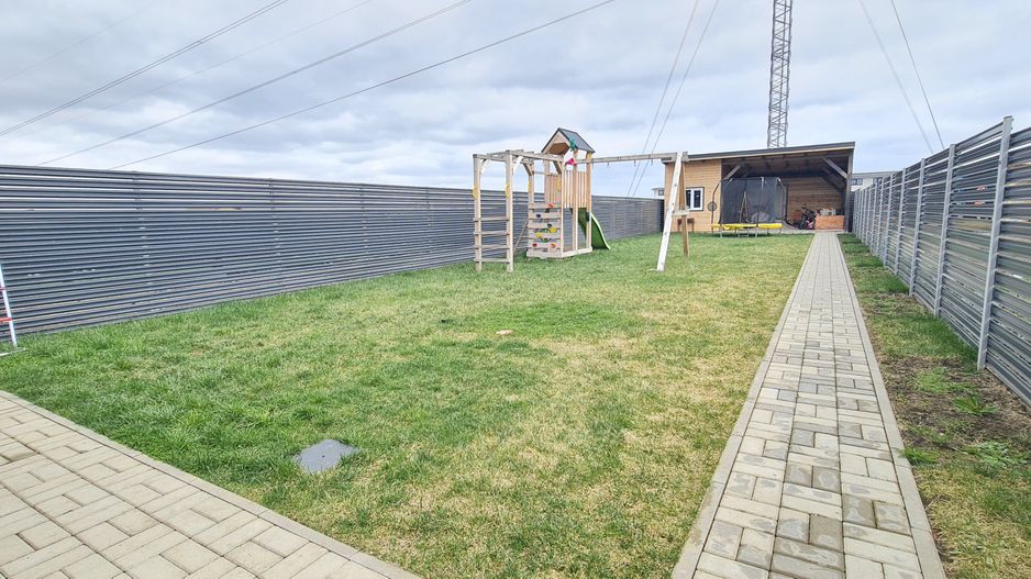 Casa mobilata si utilata in Cartier Izvor Tarlungeni Brasov - Poză 8