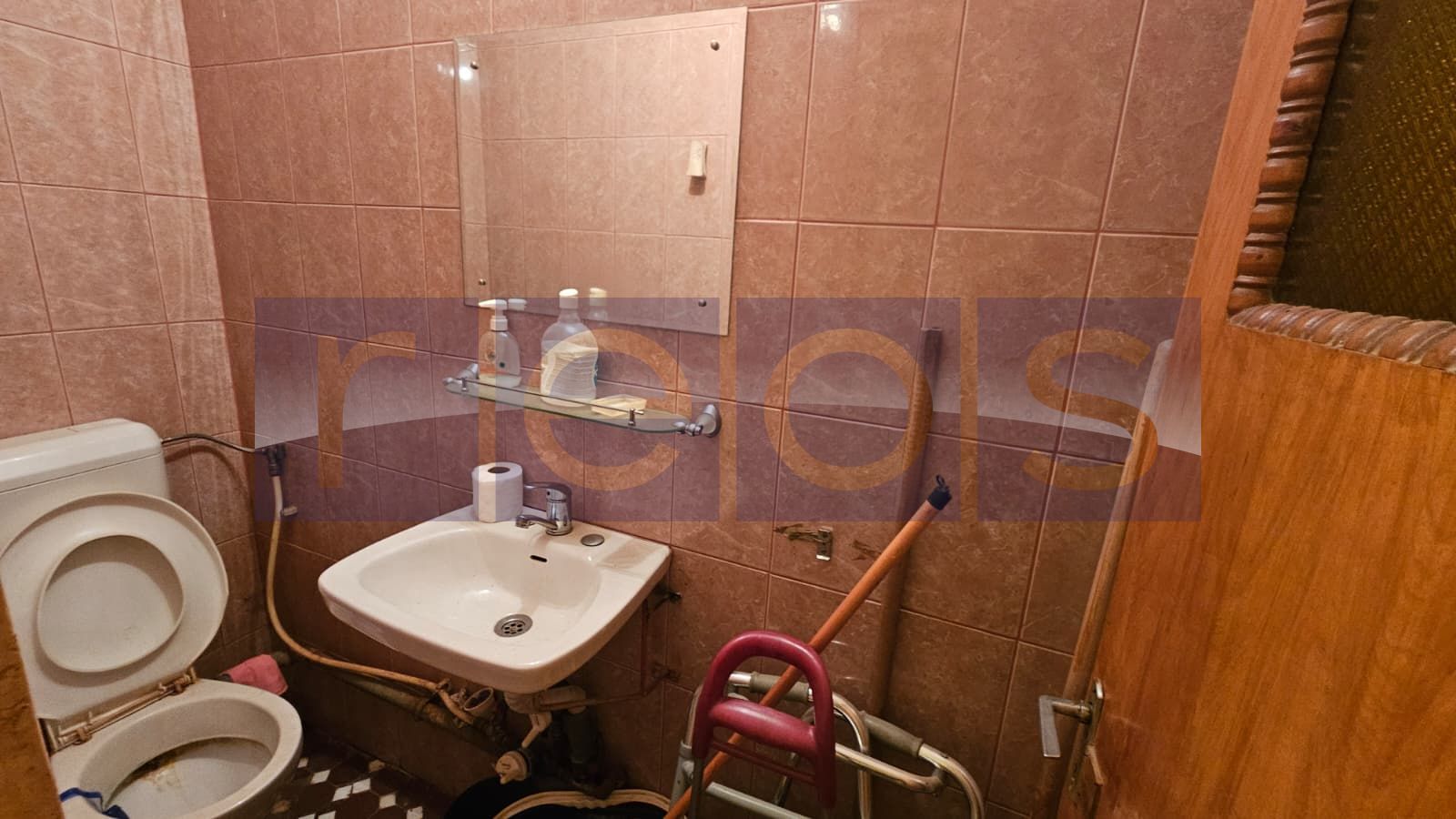 DE VANZARE 3 CAMERE DECOMANDAT | 2 BAI | BLOC REABILITAT | GHENCEA - Poză 6