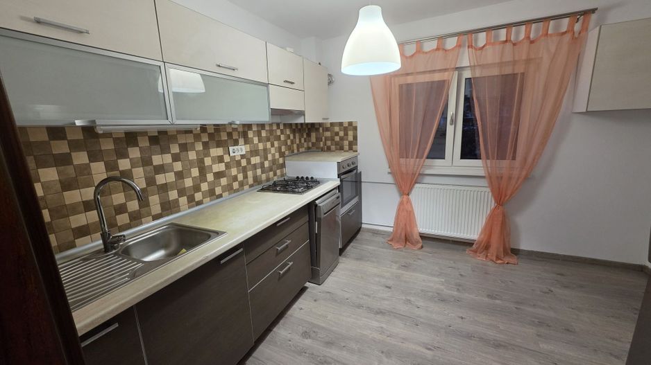 Apartament 3 camere decomandat-Metrou Brancoveanu - Poză 1