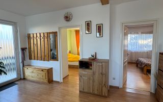 Casă mobilată zona Paleu - Poză 15