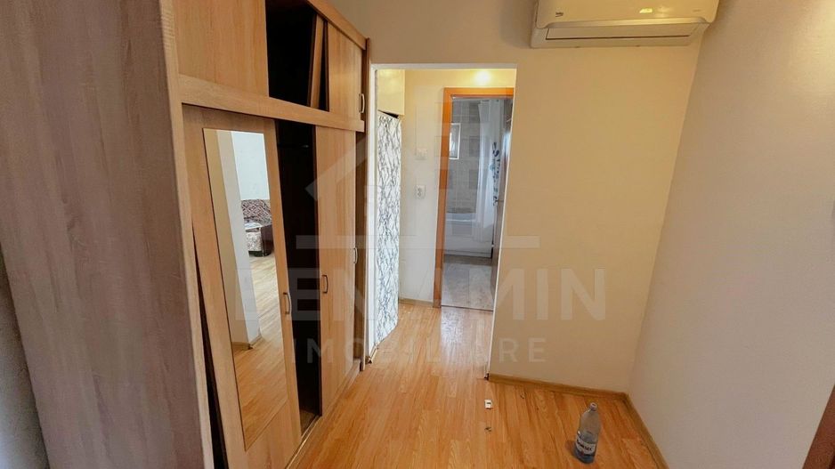 2Camere-Decomandat-50mp-Centrala Termica-AC-Zona Excelenta-Gara-Liber - Poză 5