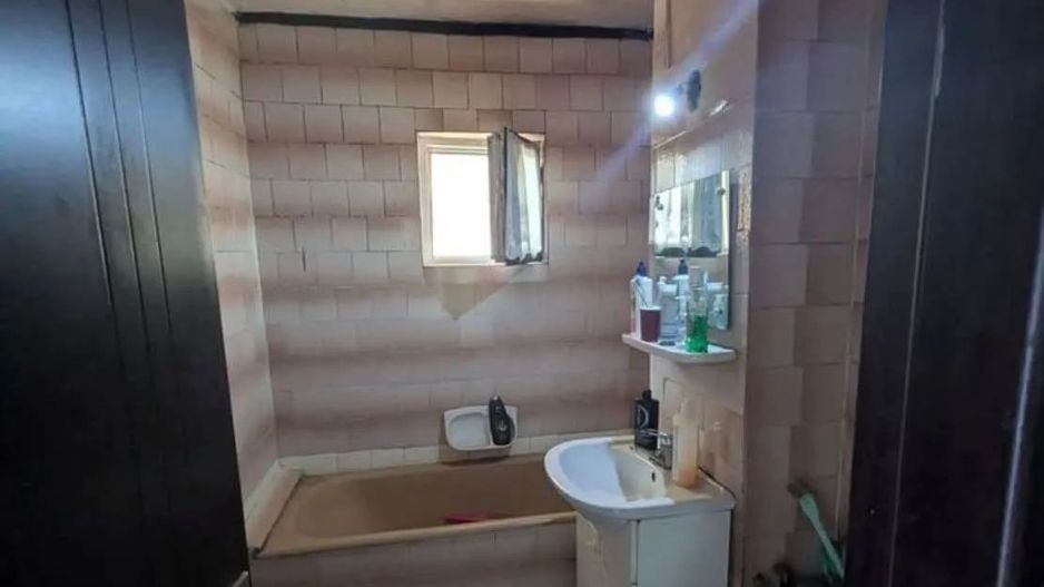 Aapartament 2 camere decomandat Rovine et 1 - Poză 1