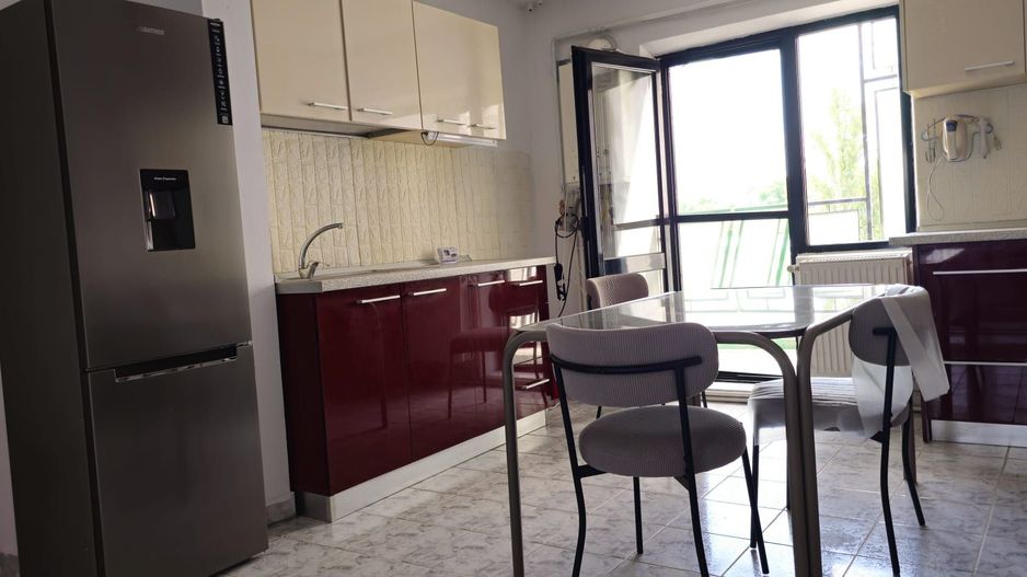 De inchiriat apartament spatios, zona Garii, et. 3, 490 euro negociabil - Poză 5
