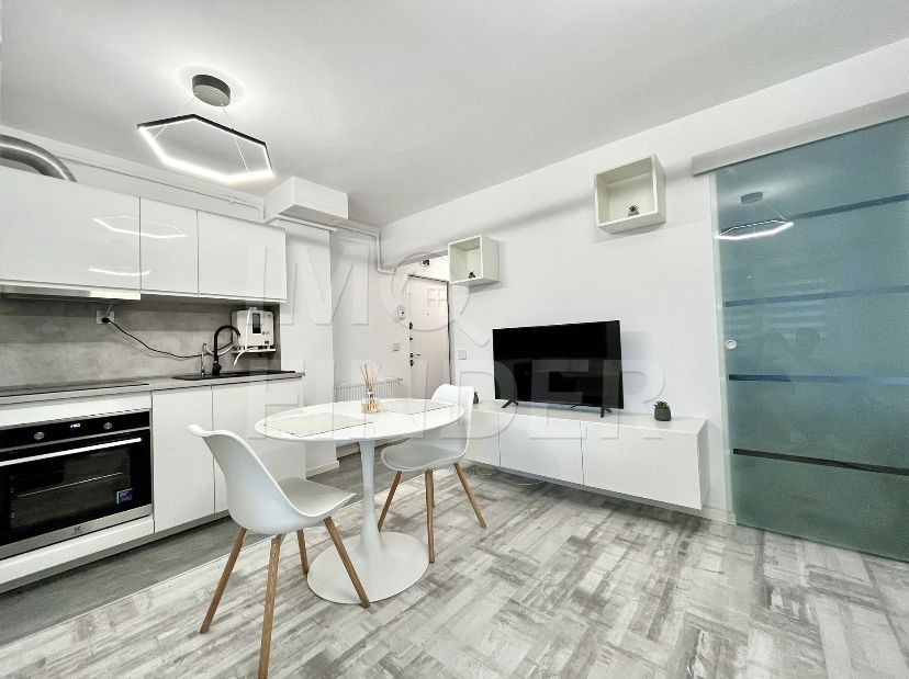 Vânzare apartament o camera, Calea Manastur, ultrafinisat - Poză 1