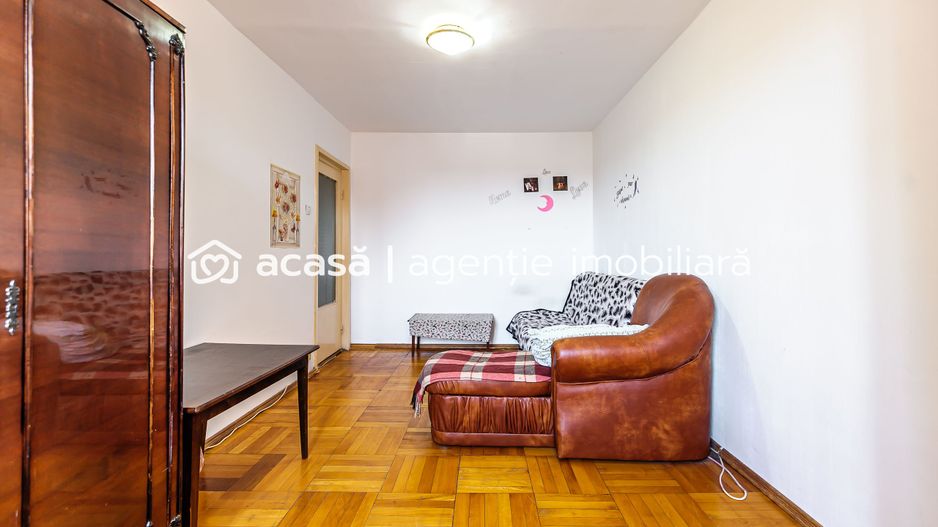 Apartament tip garsonieră, decomandat - Poză 6
