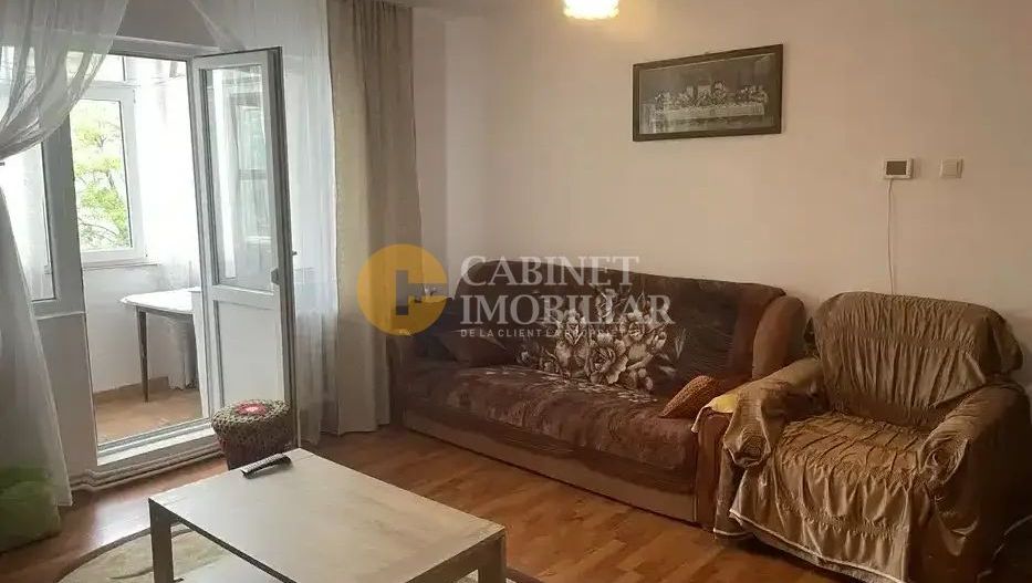 Apartament 3 Camere - 70 mp - Etaj intermediar -  Zona Alexandru Cel Bun - Poză 1