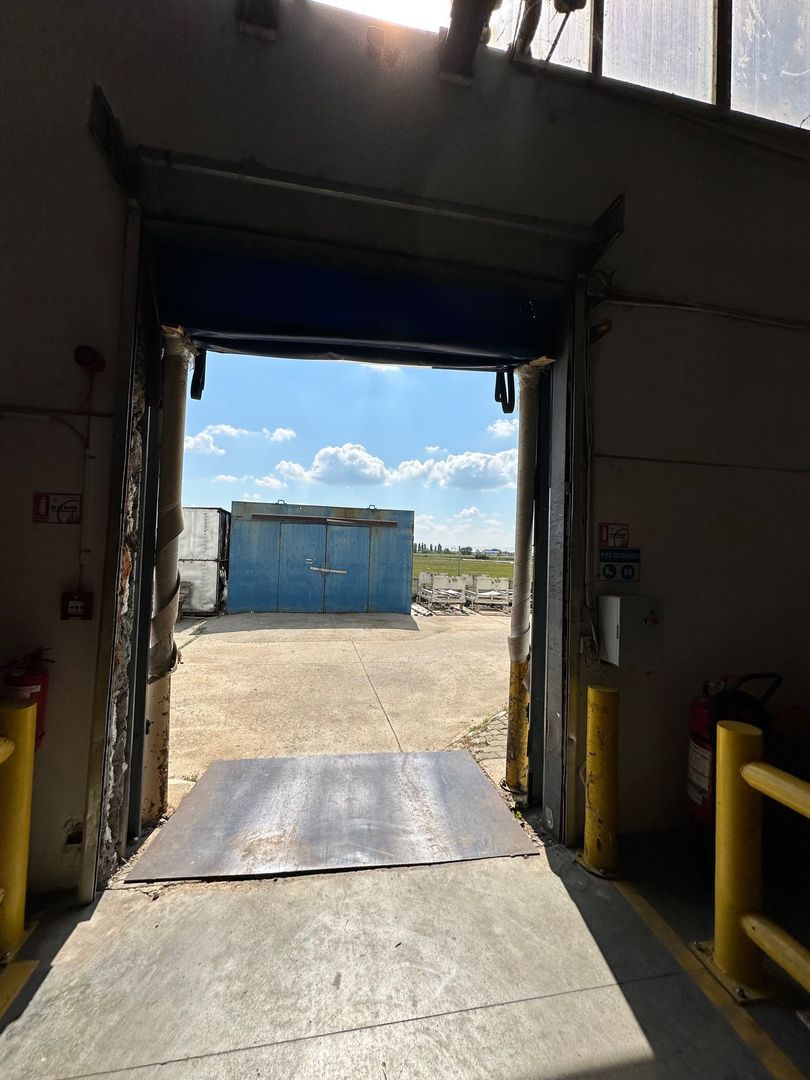 Hala de productie in Calea Sagului - Poză 7