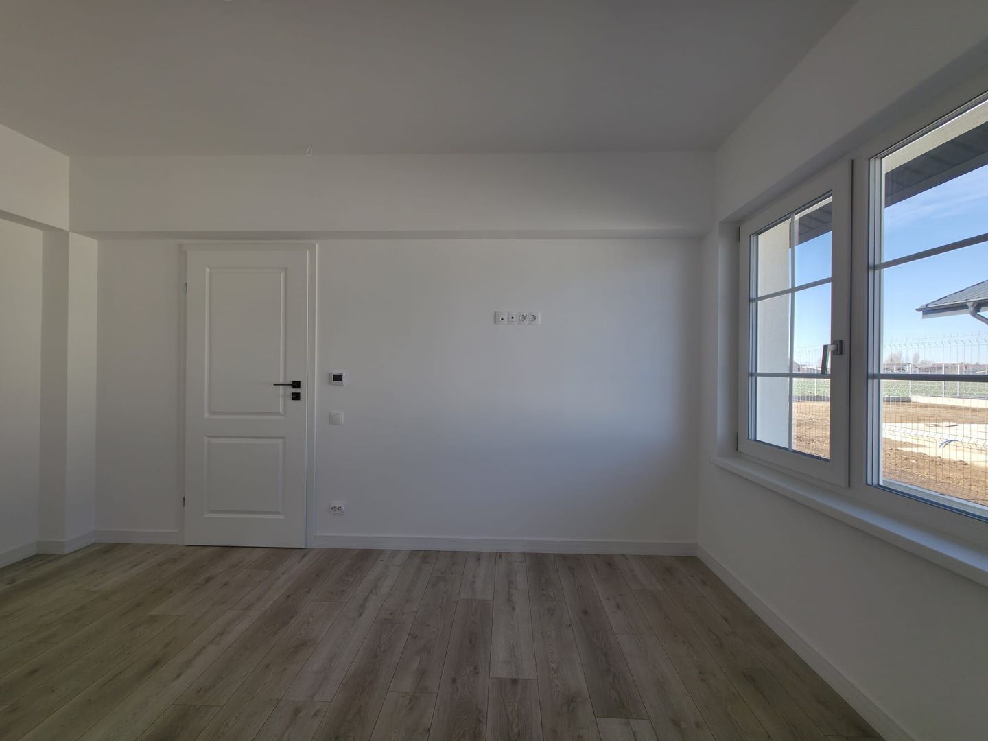 Casa Parter de vanzare in Balotesti - Poză 17