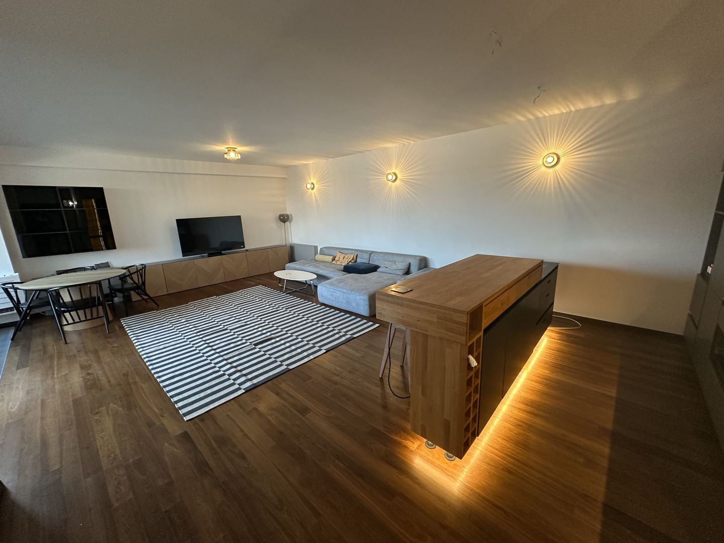 Apartament 3 camere cu parcare subterana - Poză 1