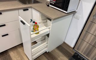 Soarelui-Cerna | 1 Camera | Recent renovata | Etaj 2 | Mobilat si Utilat - Poză 8