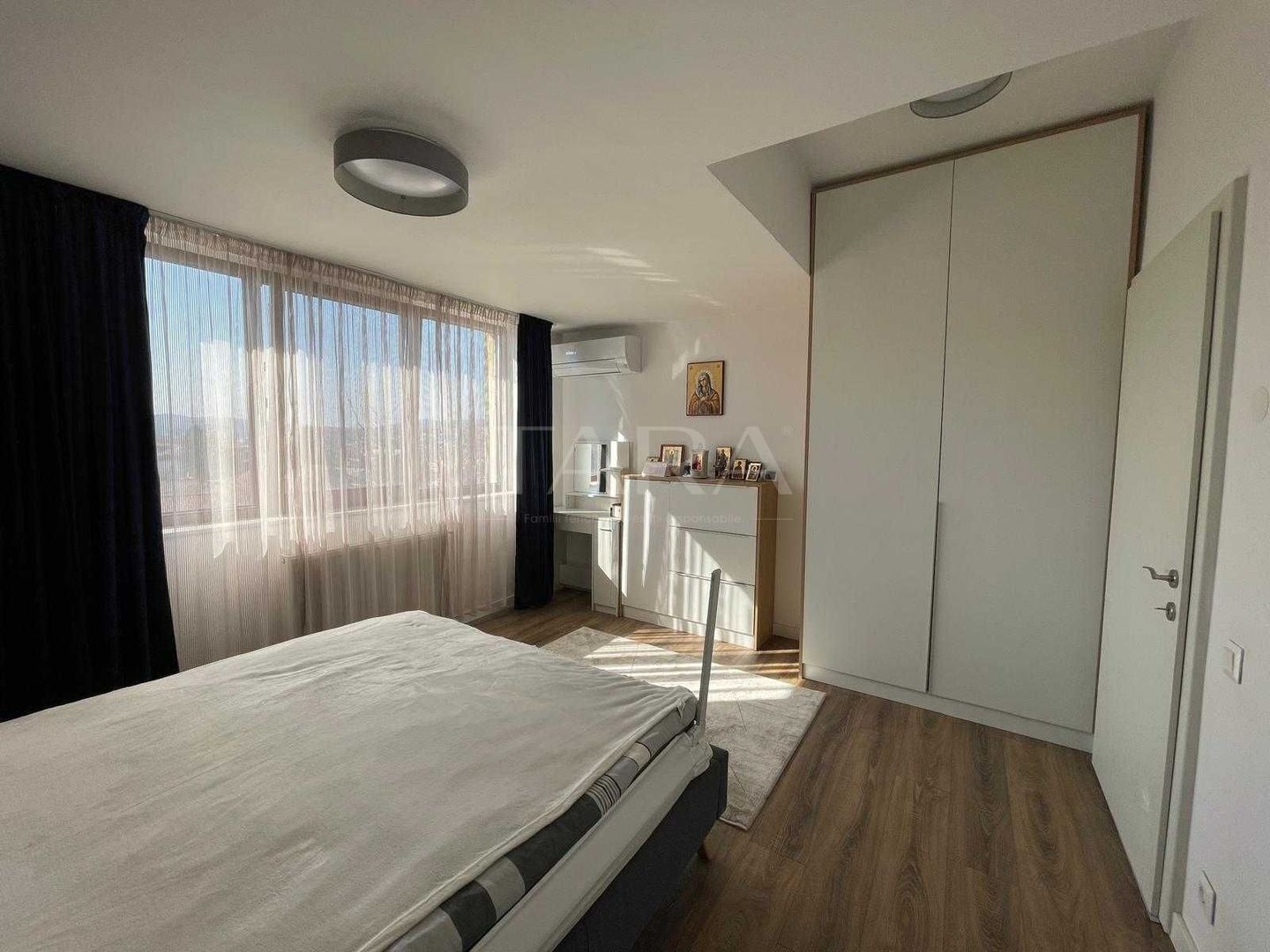 Apartament cu 2 camere de vânzare Gruia + loc de parcare - Poză 5