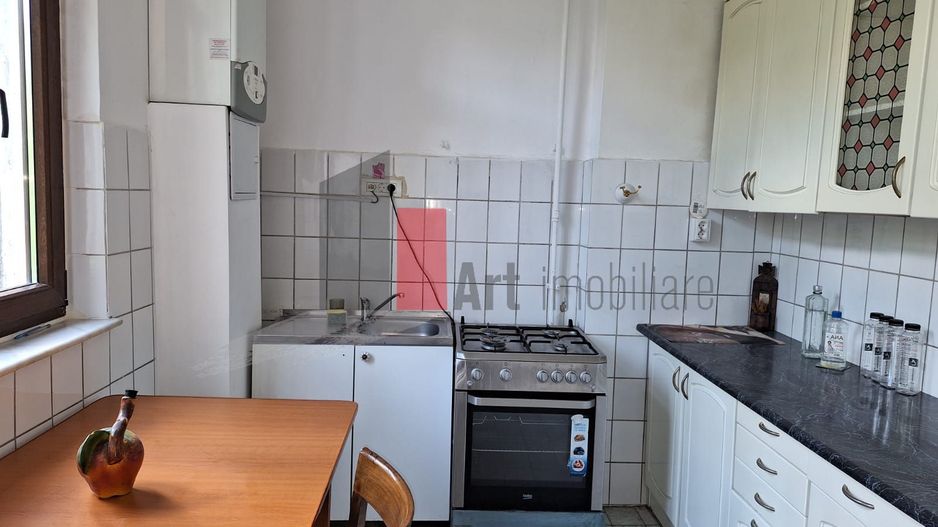 Apartamentul "KORTER" , et. 2 in vila, SINGUR PE ETAJ - Poză 13