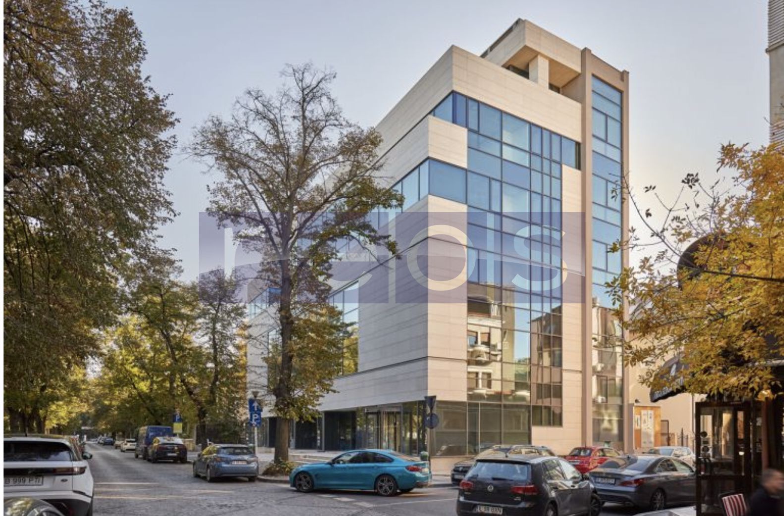 Claire birouri | Bulevardul Aviatorilor | 1900 mp | 39 locuri parcare | - Poză 1