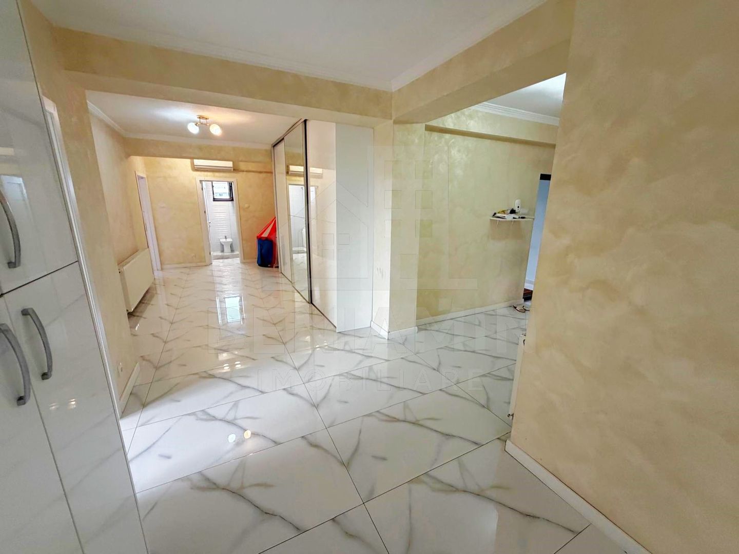 Penthouse Modern-Finisaje Premium-4 Dormitoare-202mp-CT- Promenada - Poză 10