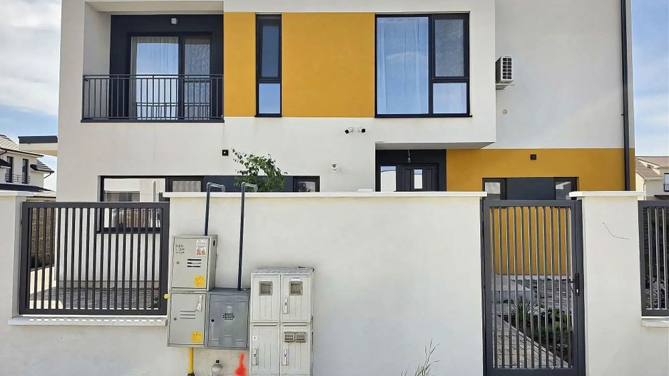 DUPLEX P+1E DE VÂNZARE ÎN MOṢNITA NOUĂ - Poză 1