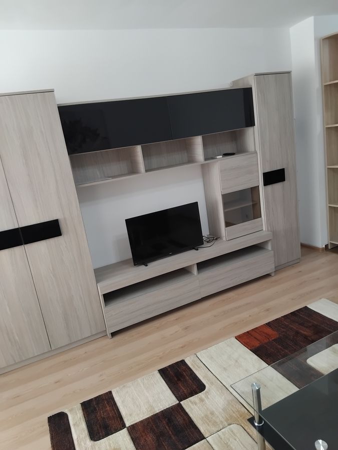 De închiriat garsonieră spațioasă,mobilată modern, lângă metrou Ștefan cel Mare - Poză 5