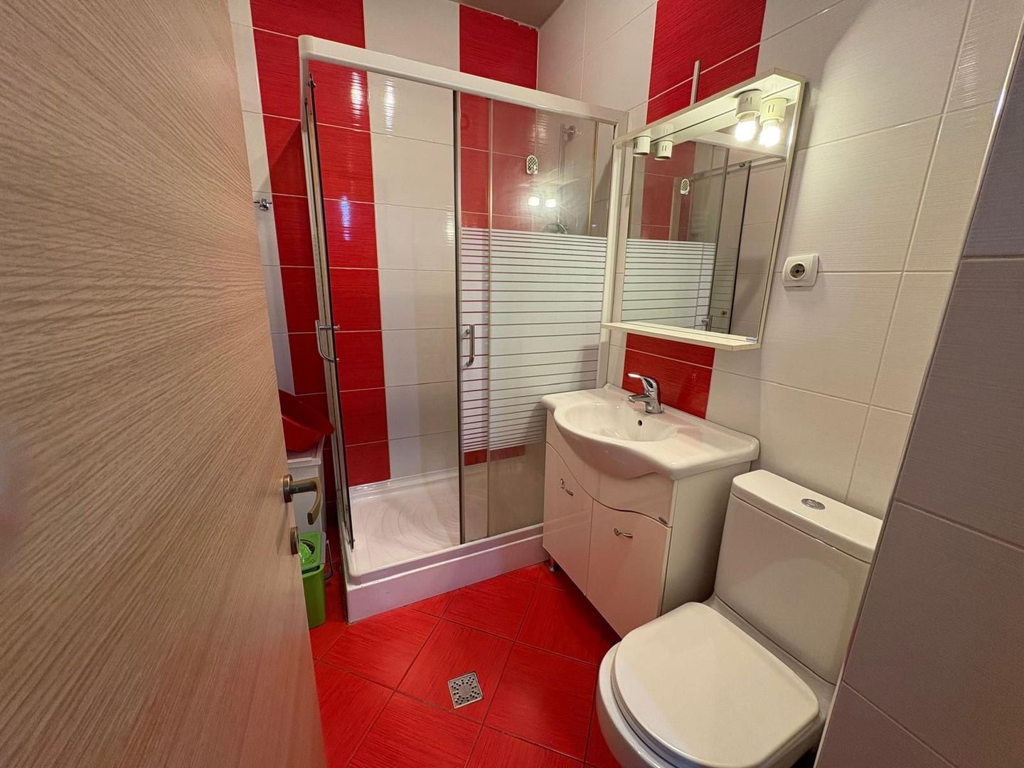 GARSONIERA- VACARESTI, PET-FRIENDLY, MASINA DE SPALAT VASE, METROU - Poză 6