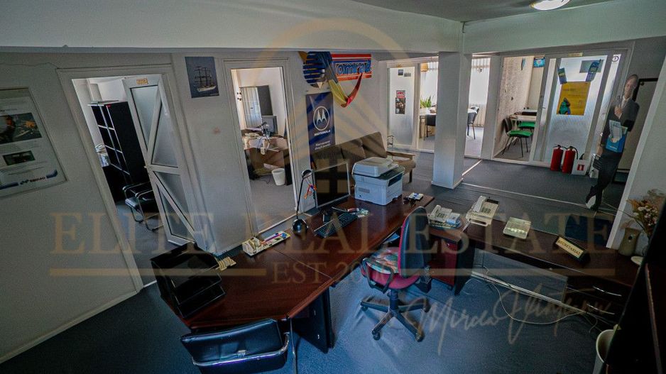 Ultracentral - Apartament cu 7 camere situat la etaj 1 , vedere bilaterală. - Poză 9