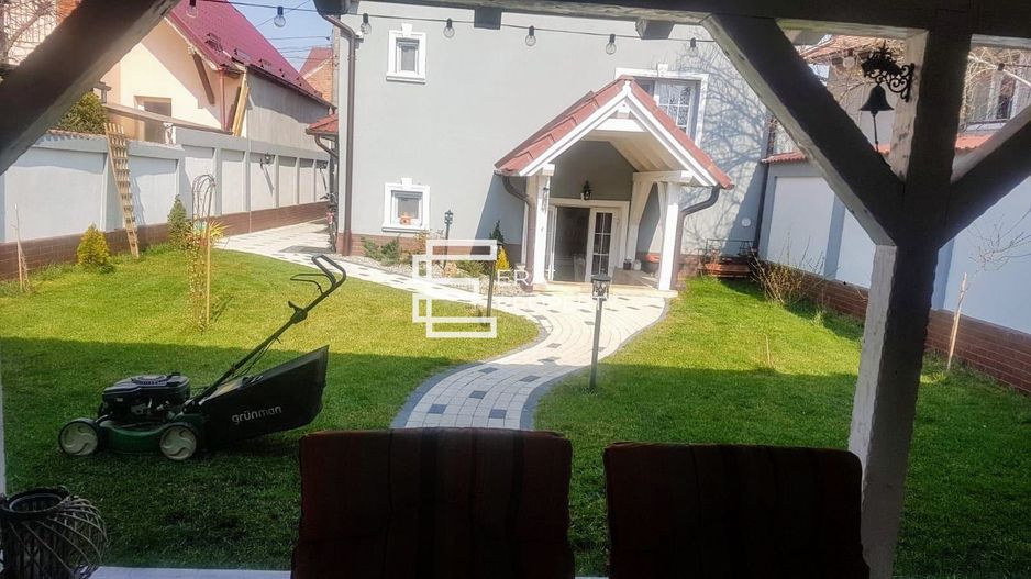 Casa individuala complet mobilata zona Lupeni, Sibiu - Poză 16