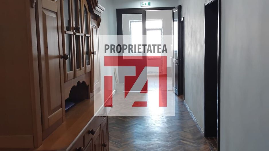 SPAȚIU DE BIROURI DE ÎNCHIRIAT – 249 MP Bd Regele  Mihai - Poză 3