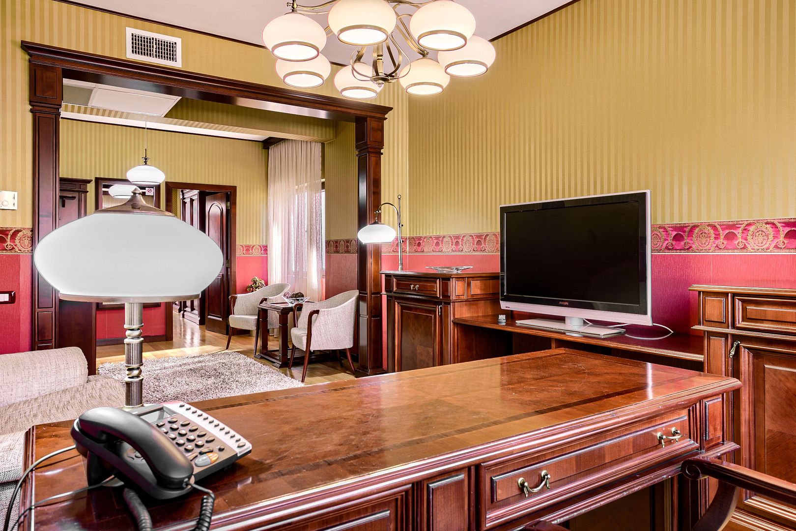 Oportunitate exclusivă de investiție: Hotel Best Western Central Arad - Poză 23