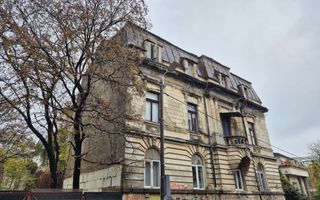 Vila interbelică de vânzare, ultracentrală – oportunitate de renovare - Poză 4