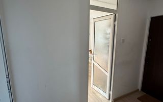 Etaj 2 Apartament 4 Camere Nicolina - Cug - Poză 3
