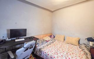 Ghencea – Casă individuală cu mare potențial, poziție excelentă ! - Poză 4