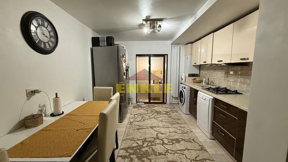 De vanzare apartament + teren generos în apropiere - Poză 6