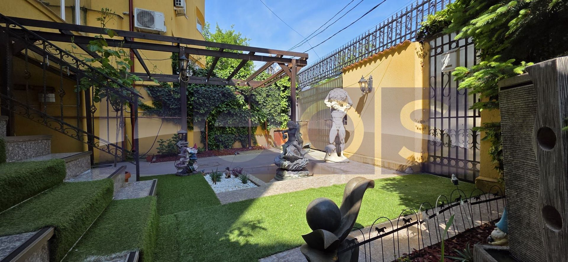 VANZARE CASA 10 CAMERE | ZONA VATRA LUMINOASA - Poză 24