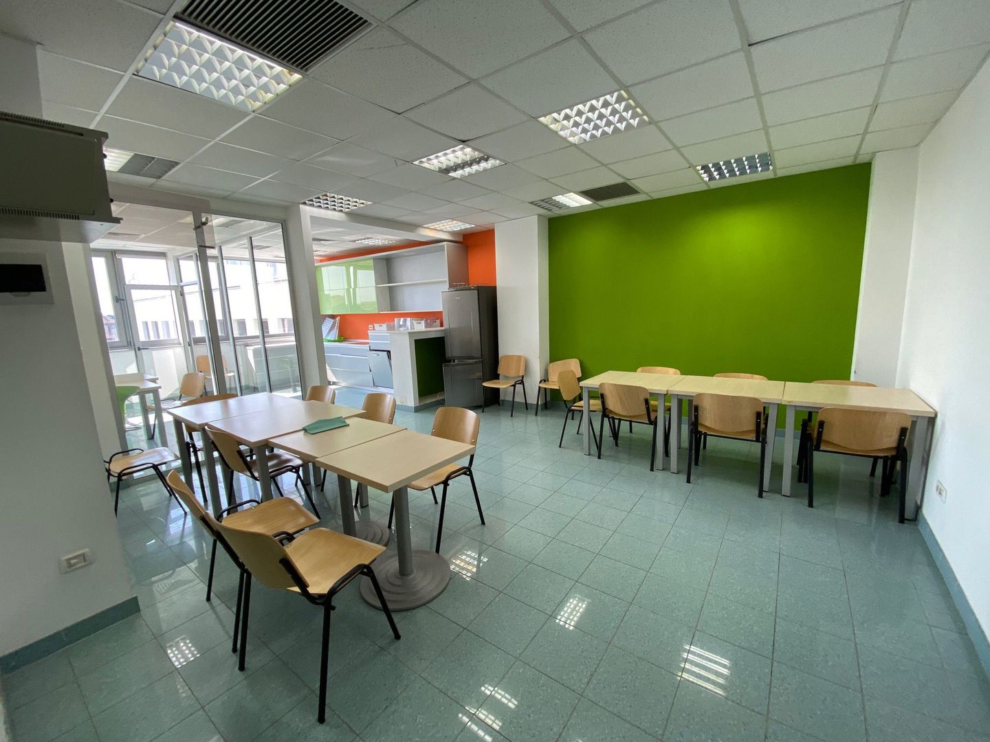 Spațiu de birouri de 300mp de închiriat în zona Centrala - Poză 1