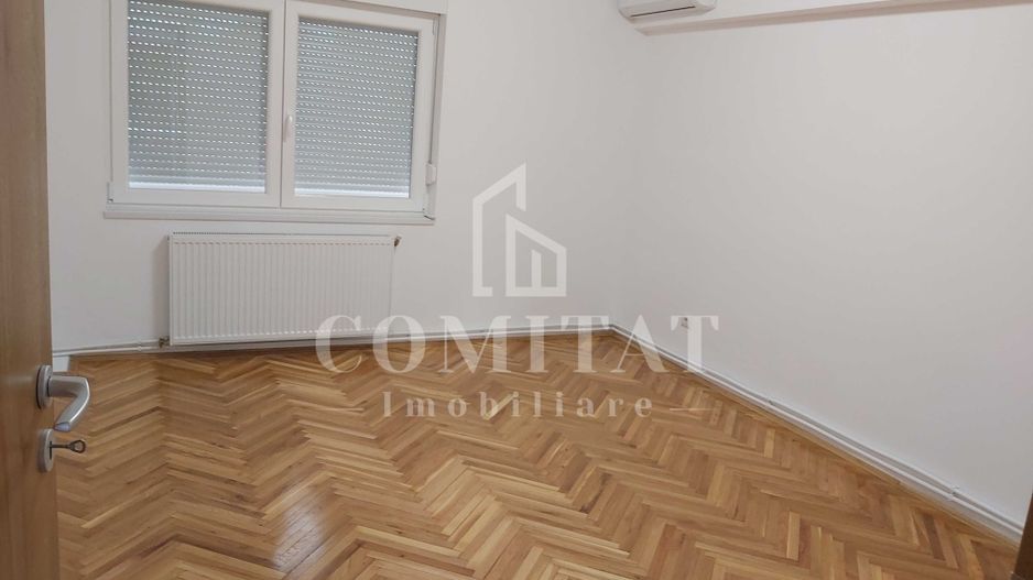 Apartament cu 3 camere | Zonă Ultracentrală - Piața Ștefan cel Mare - Poză 2